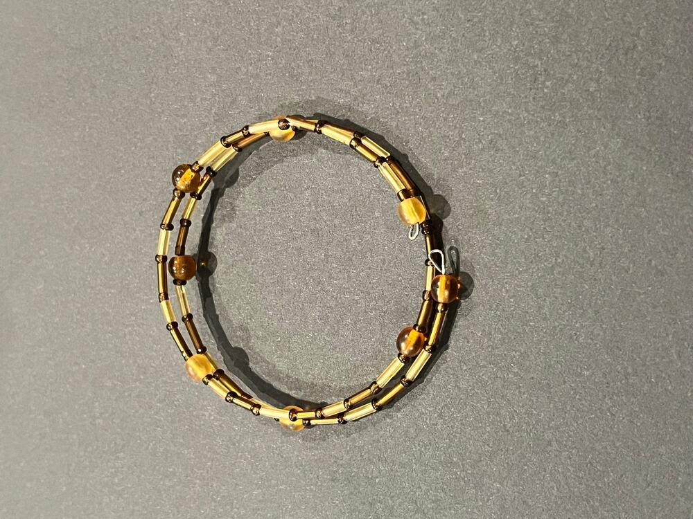Vintage 80s Beaded Spiral Stretch Bracelet